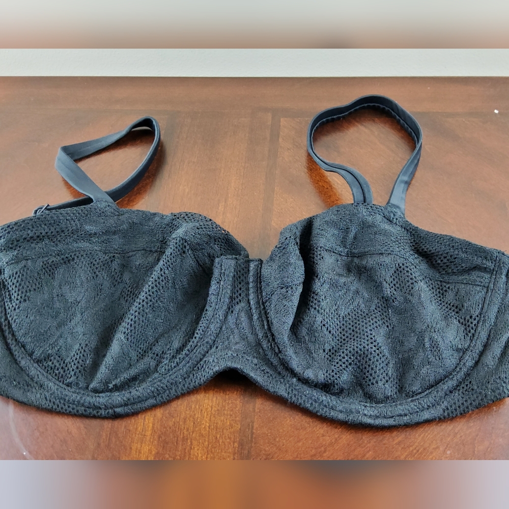 Aerie  Black Lace Bra Size 32DDD